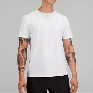 Lululemon Mens Fundamental Tee - white